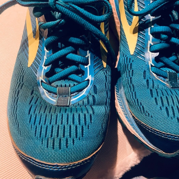 Brooks ghost 10 Women's Teal Running Shoes - Picture 5 of 8